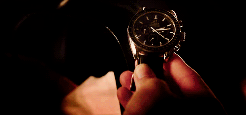 opheliaboobies:Beckett: Wow, what’s this?Castle: Open it.Beckett: My father’s watch.  Thank you.Cast