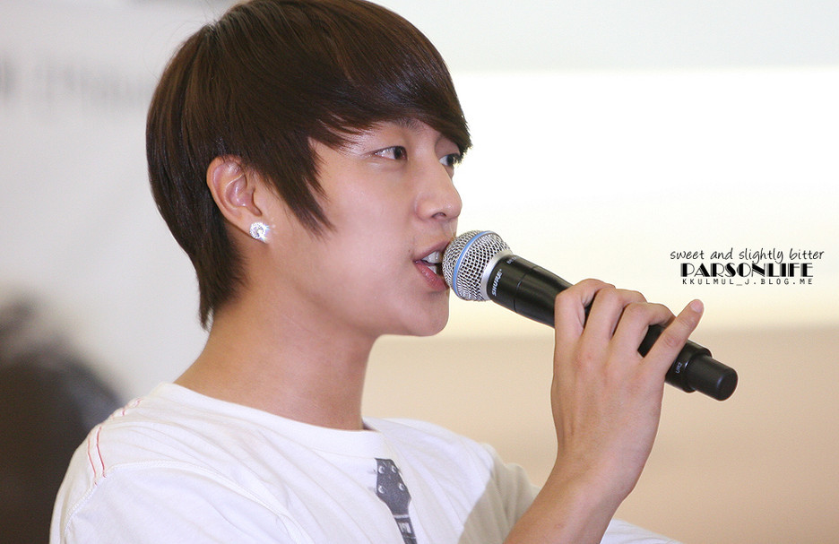 B2ST LEADER! ♥ THANK YOU!  ilovegikwangjoonmir:  for amira