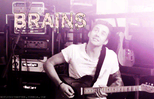 mcflydoitbetter:  I’m so funny that hurts. 