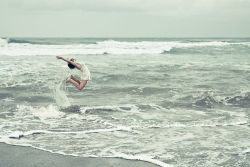 enchantingindeed:  it’s summer; jump for