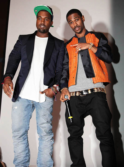 fuckyeahmeeko:  Yeezy& Big Sean Homies! norizzlepie:  Ye’s blazer!   