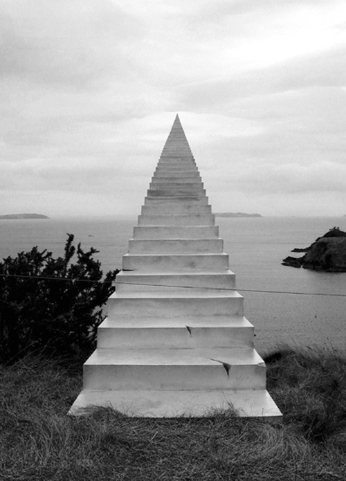 fearandhope:Stairway to nowhere…definitely nowhere