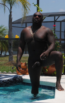 Thegaysupervillain:  Giovanni-Gina-Dior:  Dotwriter:  Thegaysupervillain:  Thickness