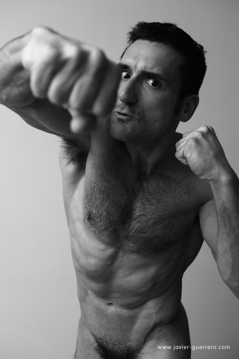 luz-natural:  The knockout, Madrid 2011. Now you can buy these photos at Javier