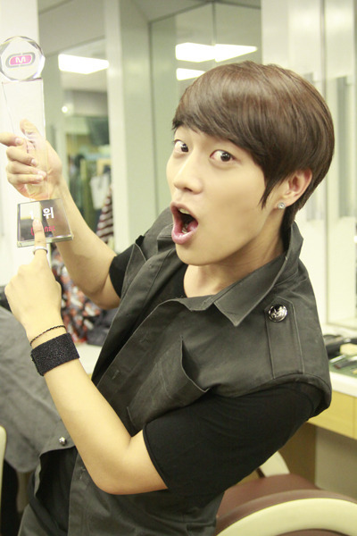 THANK YOU!!! ♥  ilovegikwangjoonmir:  for amira~ fazee2092:  Daily of BEAST - Dujun