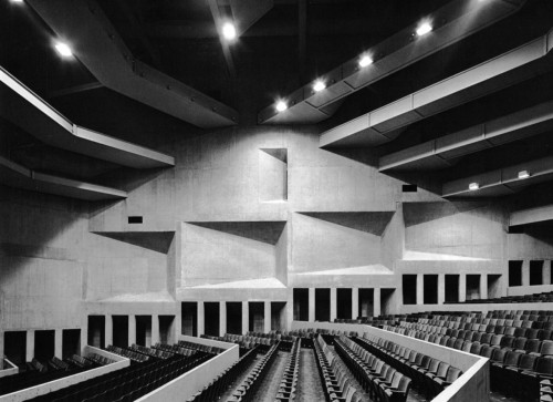 fuckyeahbrutalism: Auditorium, University of Massachusetts, Amherst, Massachusetts, 1964 (Kevin Roch