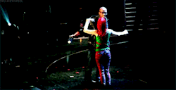 Paramonsterr:  Justkeeprockin:  Awwwwwwwwwwwwwwwwww  She’s Like A Little Girl Here