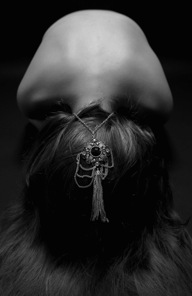she bends well&hellip;..