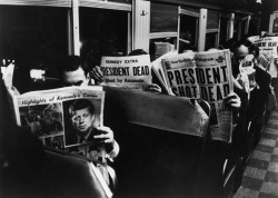 darkmindbrightfuture:  Commuters reading of John F. Kennedy’s assassination - Carl Mydans 