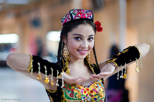 fyeahcentralasia:Uyghur girl from Xinjiang, China.