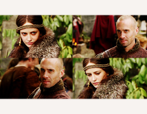 caffeinebigbang:  Camelot, 1x02