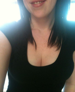 emeffed:  Gratuitous Pic of My Boobs: Unintentional Cleavage Edition  My boobs love fitted tees. :)