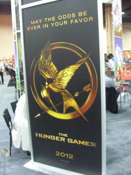 darrenshazeleyes:dreambelievedare-do:The Hunger Games official teaser poster and tagline!can’t wait!