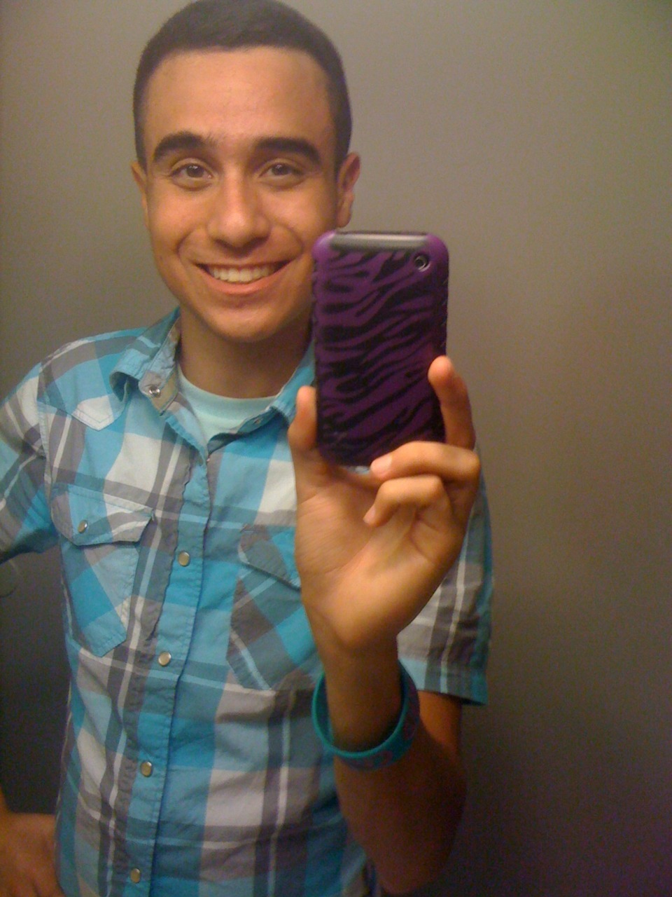 jakethesancho:Got a haircut today. [: