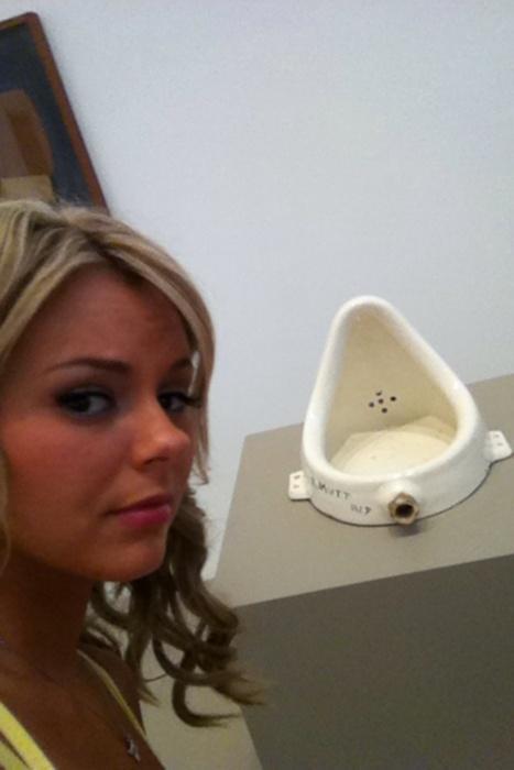 Sex Bree Olson takes up the bung and also likes pictures