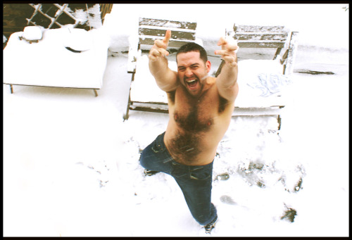 tessstosterone:  Snow you!!!