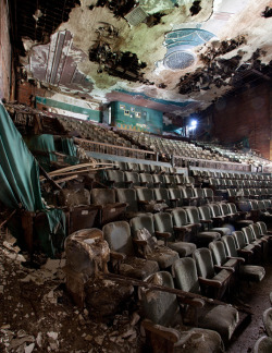  Abandoned Theatre, Ohio    where in Ohio