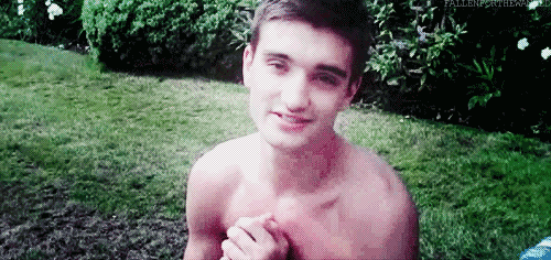 amg! where is this from?! o.Owhy have i not seen this?! :o
