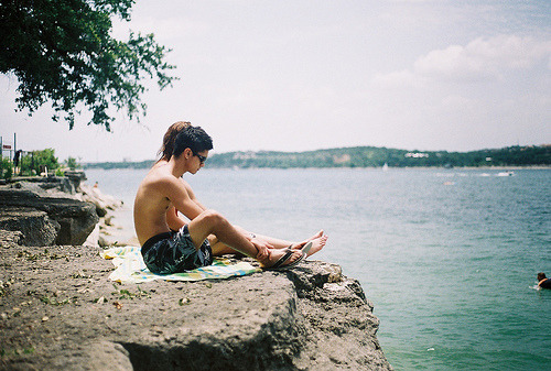 frasesforfun:  “E permanecendo tranquilo aonde for. Paciente, confiante, intuitivo.” Forfun. 