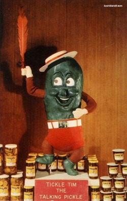 strangesatoris:  I’ve got a talking pickle