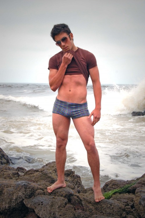 Model : Sergio J.