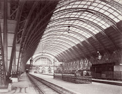 archimaps:  Main Train Station in 1888, Frankfurt 