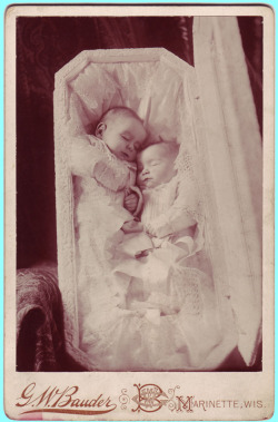 biomedicalephemera:  ofpaperandponies: Postmortem of twins around the turn of the century. Marinette, WI.  Via the Visual Materials Archive at the Wisconsin Historical Society.