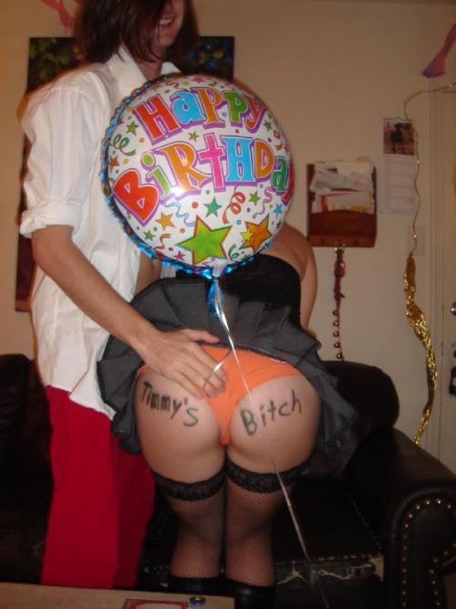 girlswithsigns:  Wow, that would be quite adult photos