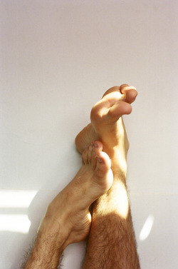 feet in love…