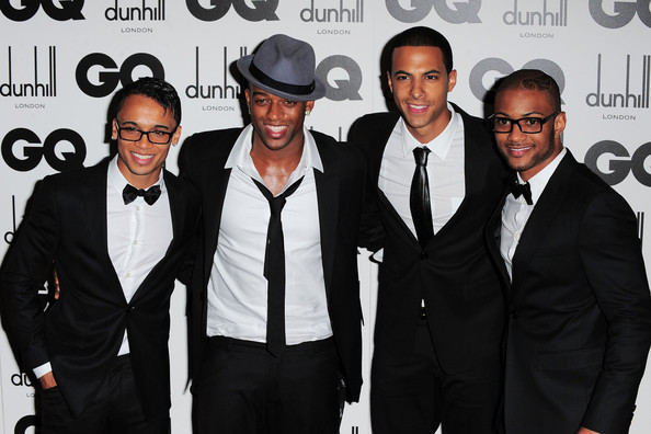 jlsandtwlove:  bethwhitexo:  i needed a bitaa JLS on my dash! and woaaah ast in glasses.