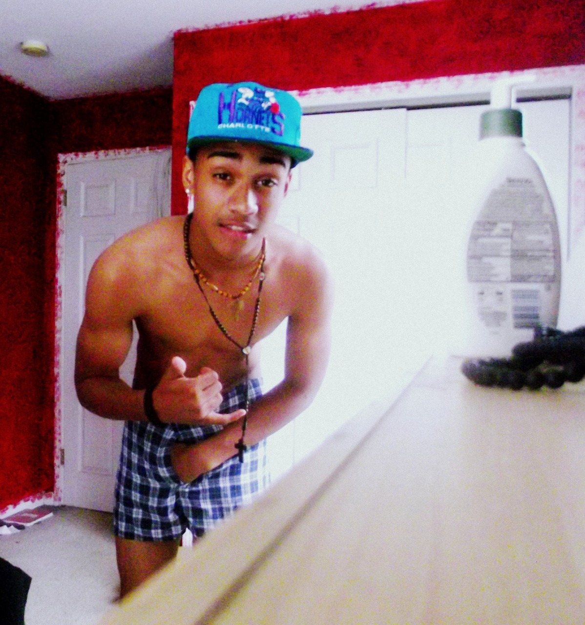 theoriginalpapichulo:  Me kickin it widd my Boxers on :) 
