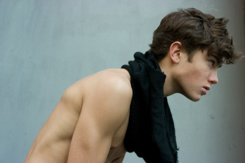 la-tragedy:  b-rookelyn:  fawnify:  tessallate:  oh. my. god. love.  asdlfkjasdf