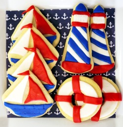 gastrogirl:  nautical sugar cookies. 