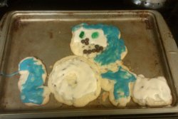 rabbithugs:  fuckyeahfuraffinity:  GOTTA BAKE FAST  2010 commemorative iced Sonic cookies jesus christ i I legitimately wish I had made this 
