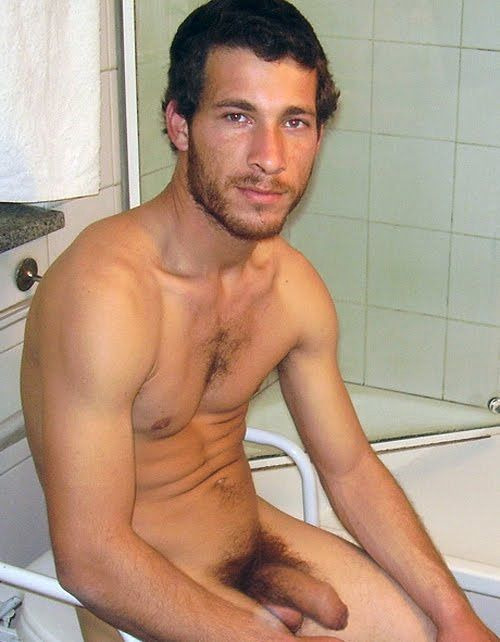 http://uncutfanmexico.tumblr.com/post/8389177328