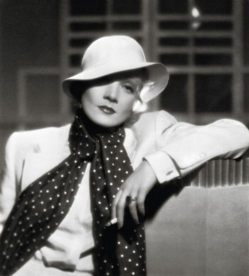 Porn photo wehadfacesthen:  Marlene Dietrich, 1930s,