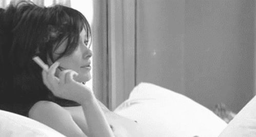 maybeistrueornot:  Confesso; sinto falta de pessoas que deveriam estar mortas pra