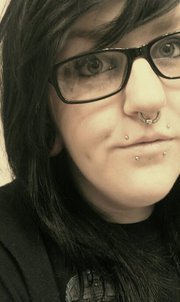 beautifully-modified-women:  Septum:8g All