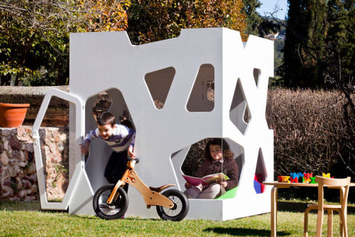 Jeroen • architect blog — SmartPlayhouse maakt kindertuinhuisjes. Voor als...
