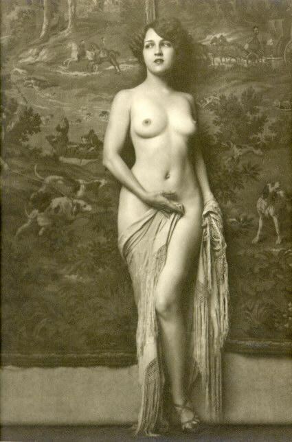 http://nudevintage.tumblr.com/post/7510040930