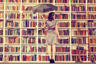 for when it showers with stress
i defend myself with an umbrella
and take a deep breath of air
as i immerse myself in a book