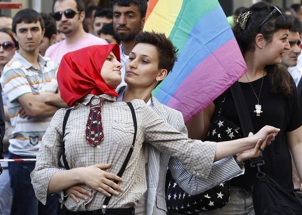 ineptshieldmaid:  nycsapphistry:   Participants dance during a gay pride parade in