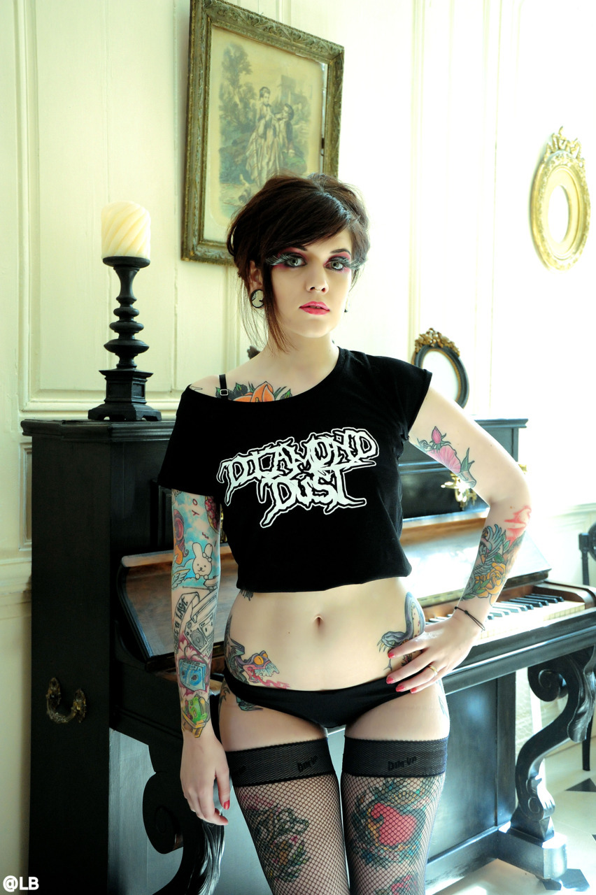 Ivonne Suicide Girls ♥