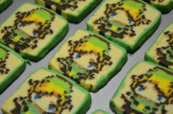 zombieirish:   Legend of Zelda: Link Pixel Cookies “These cookies are a MUST HAVE for gamers and Legend of Zelda fans! Hand-crafted using the intensive pixel-building technique, these cookies features an 8-bit image of the heroic Link of Ordon in all