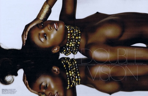 zenafashionstalker:  beautiful naked body 