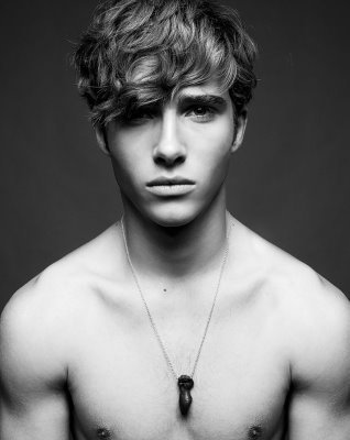 thebeautyofmalebodies:  ryan taylor