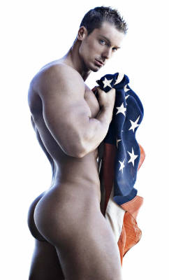 baremascorlando:  Andrew’s Corner  Trevor Adams: patriot   Bubble ass