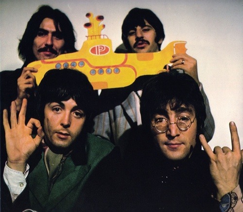 ihopeyoucanseemesmiling:  yellow submarine (8) 