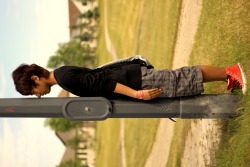 lolwtfitscarl:  marcoayroso:  Planking: Defying Gravity  boss