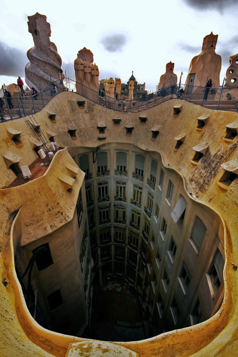 enochliew:  Casa Milà by Antoni Gaudí The elevators are only accessible on every